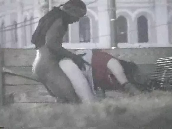 ርካሽ ጥቁር ዝሙት አዳሪ HD በአደባባይ ተመታ። ብሄር ብሄረሰቦች