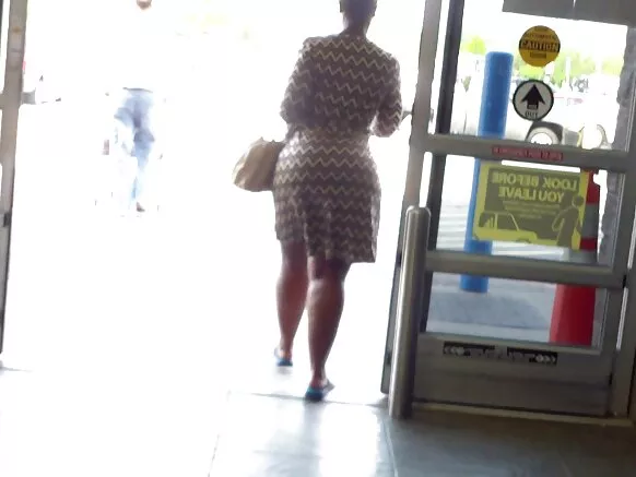 ትንሽ ወገብ እና ትልቅ አህያ ጥቁሮች በ xxx በአትላንታ ፣ ጆርጂያ ተቀርፀዋል።