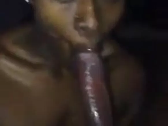 ከኩም ድንገተኛ አደጋ፣ ጥቁር ቢቪስ፣ የወሲብ ኮከቦች፣ ጥቁር ኢቦኒ።