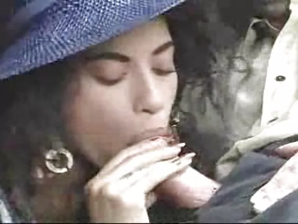 የጁሊያ ቻናል፣ ሂቺኪከር፣ የወሲብ ኮከቦች፣ ጥቁር የወሲብ ኮከቦች።